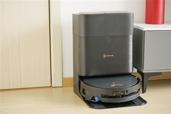 行业首款双核旗舰洗地机！地宝X9 PRO图赏