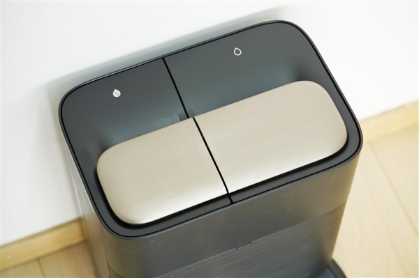 行业首款双核旗舰洗地机！地宝X9 PRO图赏