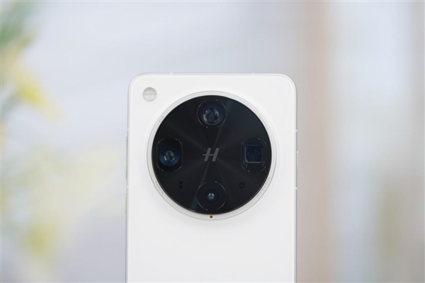 第一款真正适合女生的Ultra！OPPO Find X8 Ultra图赏