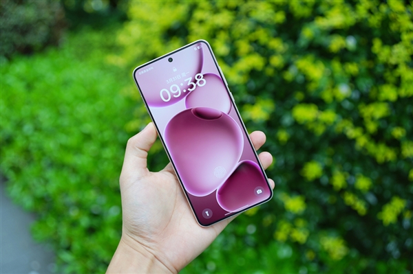 OPPO Find X8 Ultra堪称电子阿胶：拍照直出气血感