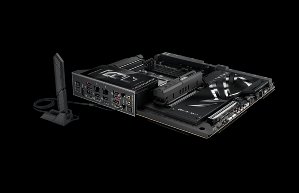 9999元！ROG CROSSHAIR X870E EXTREME发布：锐龙9000最豪华主板