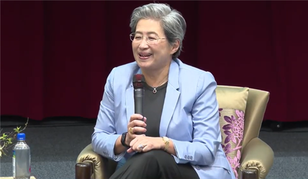 AMD苏姿丰：所有人都应学习AI