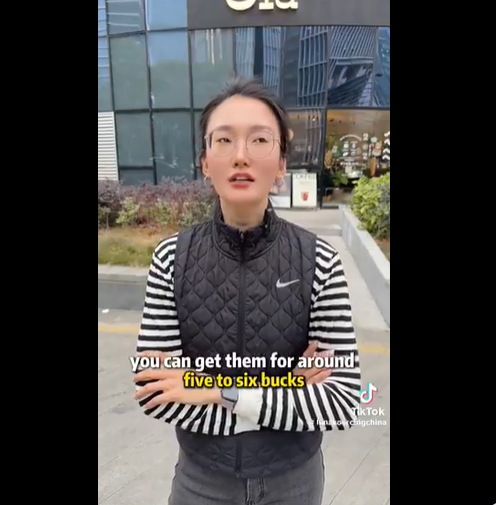 美国网友激烈争论：100美元的Lululemon紧身裤成本究竟多少钱