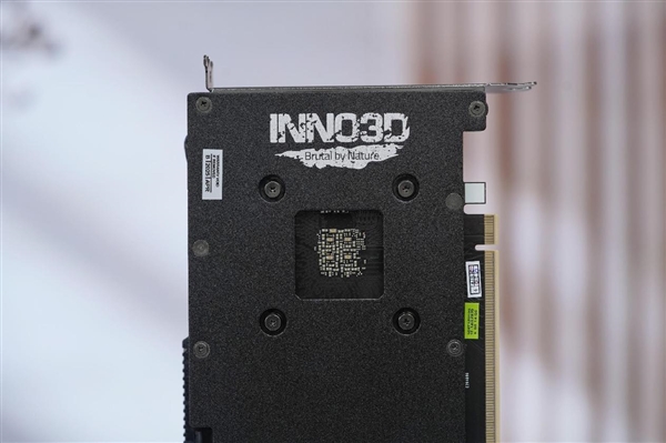 小巧双槽！映众RTX 5060 Ti曜夜16GB显卡图赏