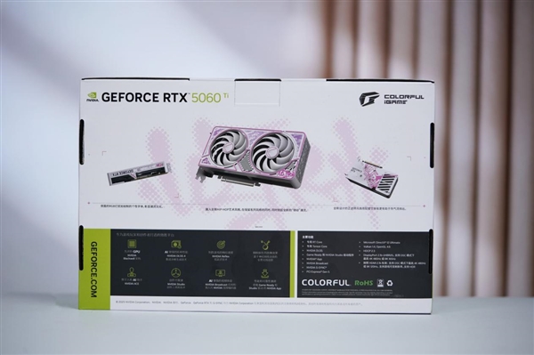 七彩虹iGame RTX 5060 Ti Ultra W DUO 16GB OC显卡图赏