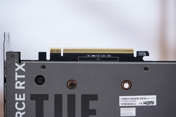 硬派电竞风！华硕RTX 5060 Ti TUF GAMING显卡图赏