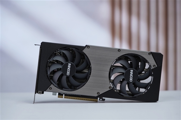 小巧双槽！映众RTX 5060 Ti曜夜16GB显卡图赏