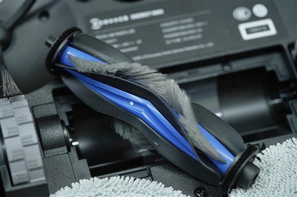 28.6cm超迷你！科沃斯地宝mini扫地机器人图赏