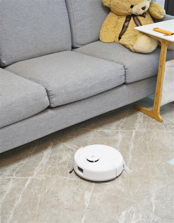 28.6cm超迷你！科沃斯地宝mini扫地机器人图赏