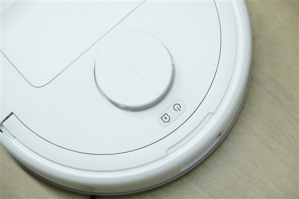 28.6cm超迷你！科沃斯地宝mini扫地机器人图赏
