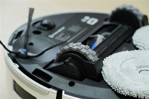 28.6cm超迷你！科沃斯地宝mini扫地机器人图赏