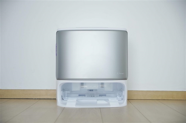 履带式拖布清洁无死角！云鲸逍遥002扫地机图赏