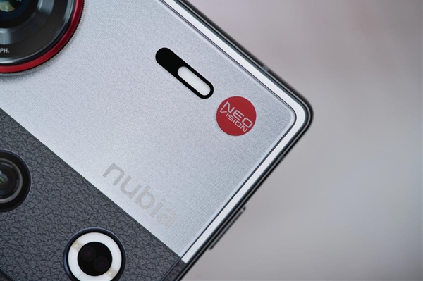 真全面屏Ultra！努比亚Z70S Ultra摄影师版图赏