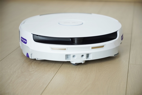 履带式拖布清洁无死角！云鲸逍遥002扫地机图赏