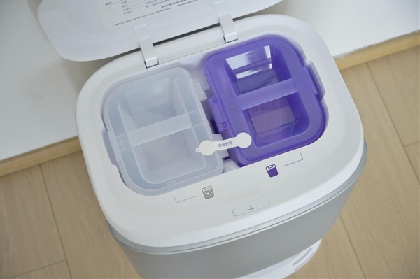 履带式拖布清洁无死角！云鲸逍遥002扫地机图赏