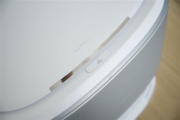 履带式拖布清洁无死角！云鲸逍遥002扫地机图赏