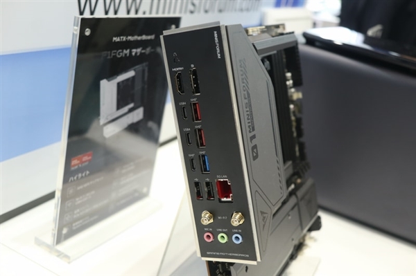 倒反天罡了！AMD锐龙9 9955HX游戏本CPU又被搬回桌面