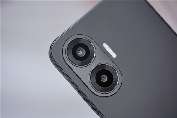 首发高通第四代骁龙8s！REDMI Turbo 4 Pro图赏