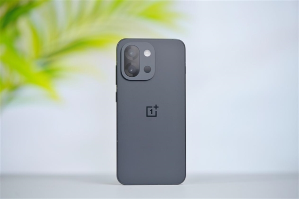 性能最强小屏旗舰！一加13T图赏