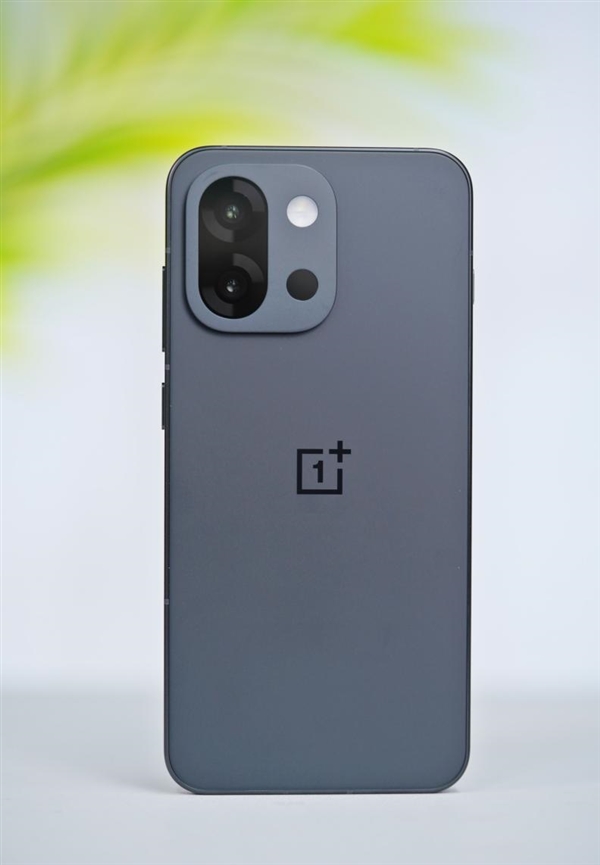 性能最强小屏旗舰！一加13T图赏