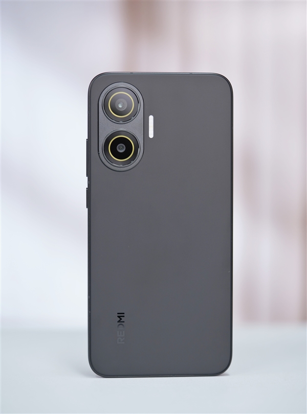 首发高通第四代骁龙8s！REDMI Turbo 4 Pro图赏