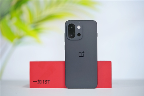 性能最强小屏旗舰！一加13T图赏