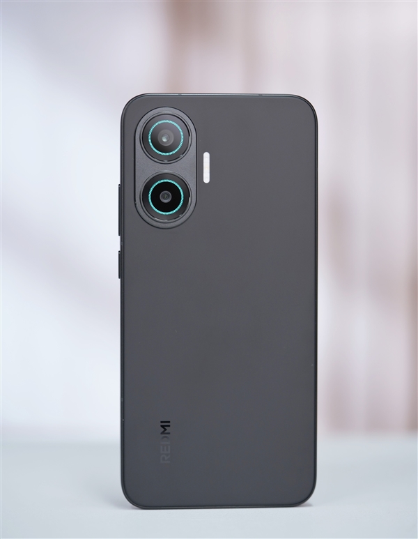 首发高通第四代骁龙8s！REDMI Turbo 4 Pro图赏