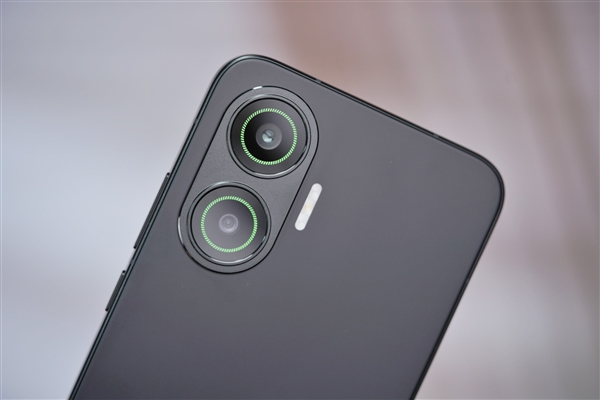 首发高通第四代骁龙8s！REDMI Turbo 4 Pro图赏