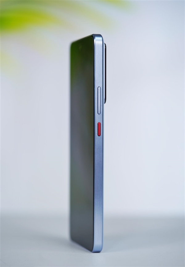 最冷天玑9400+手机！真我GT7图赏