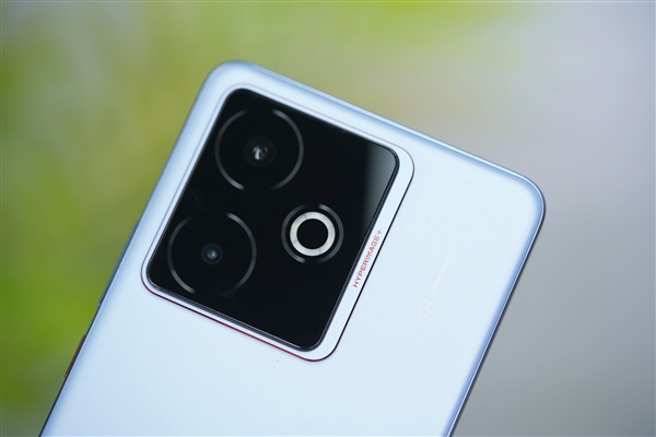 最冷天玑9400+手机！真我GT7图赏