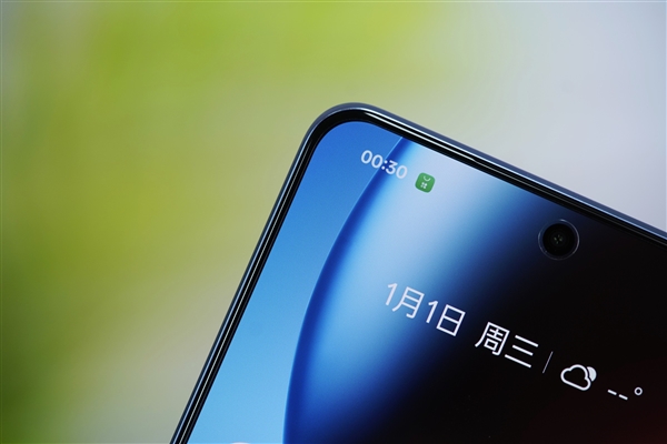 最冷天玑9400+手机！真我GT7图赏