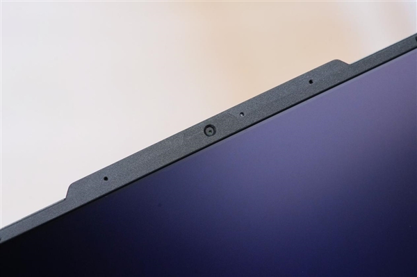 锐龙9 9955HX3D加持！ROG魔霸9笔记本图赏