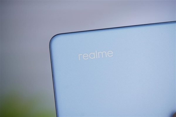 最冷天玑9400+手机！真我GT7图赏