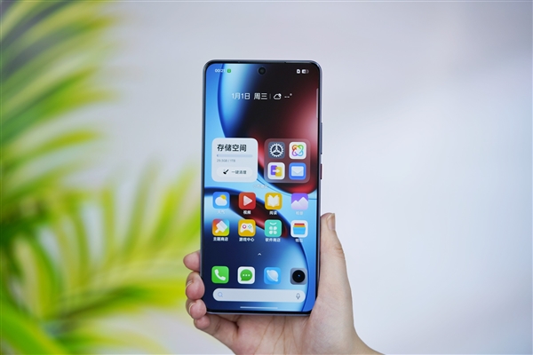 最冷天玑9400+手机！真我GT7图赏