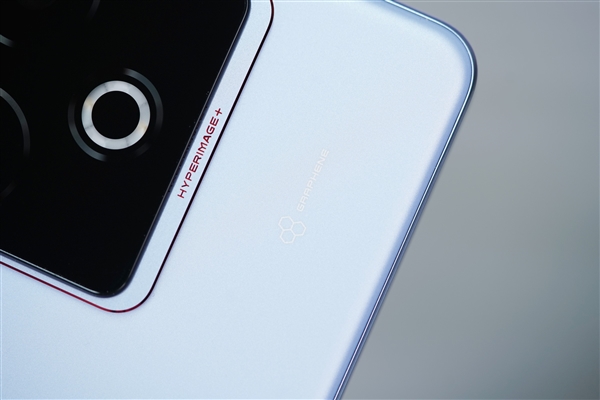 最冷天玑9400+手机！真我GT7图赏