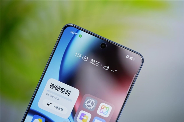 最冷天玑9400+手机！真我GT7图赏