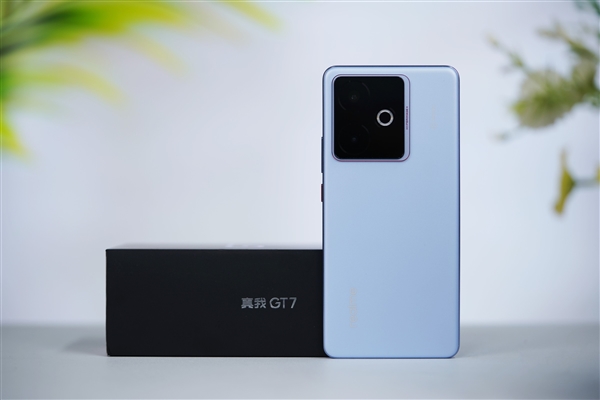 最冷天玑9400+手机！真我GT7图赏