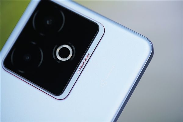 最冷天玑9400+手机！真我GT7图赏