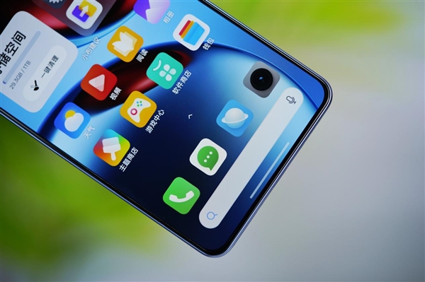 最冷天玑9400+手机！真我GT7图赏