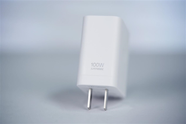 最冷天玑9400+手机！真我GT7图赏