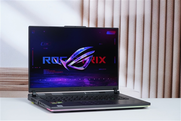 锐龙9 9955HX3D加持！ROG魔霸9笔记本图赏