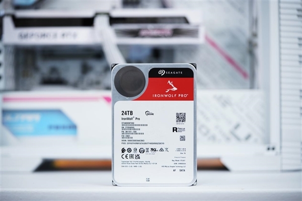 AI带动存储需求扩大：希捷Q3营收猛增30%！