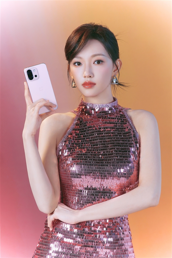 一加13T晒首销战绩：10分钟销售额破2亿！两小时完成全天目标