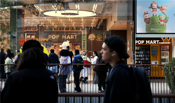 老美凌晨三点排队：竟是为了中国毛绒玩具！