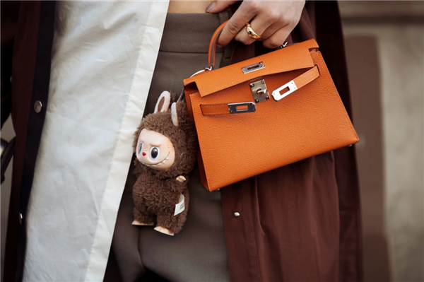 老美凌晨三点排队：竟是为了中国毛绒玩具！