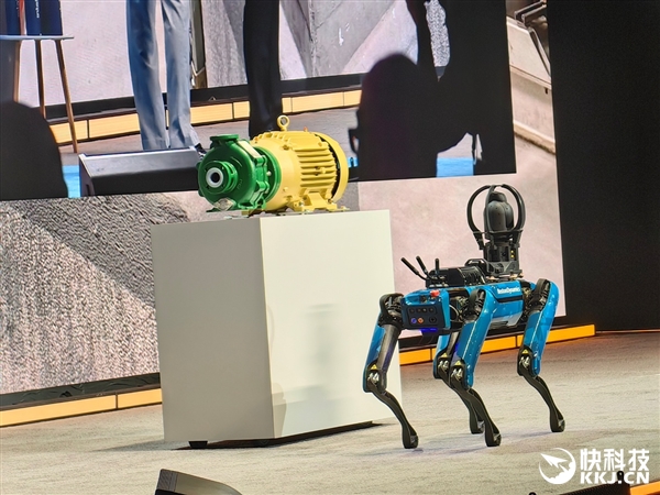 18A量产在即 14A已上路!Intel代工释放两个关键信号:信任、合作