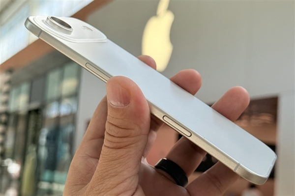 苹果为什么要做超薄手机iPhone 17 Air：原因揭晓