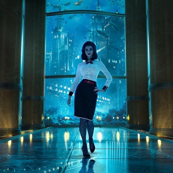 美国小姐姐Cos《黑暗之魂3》防火女 身材很吸睛