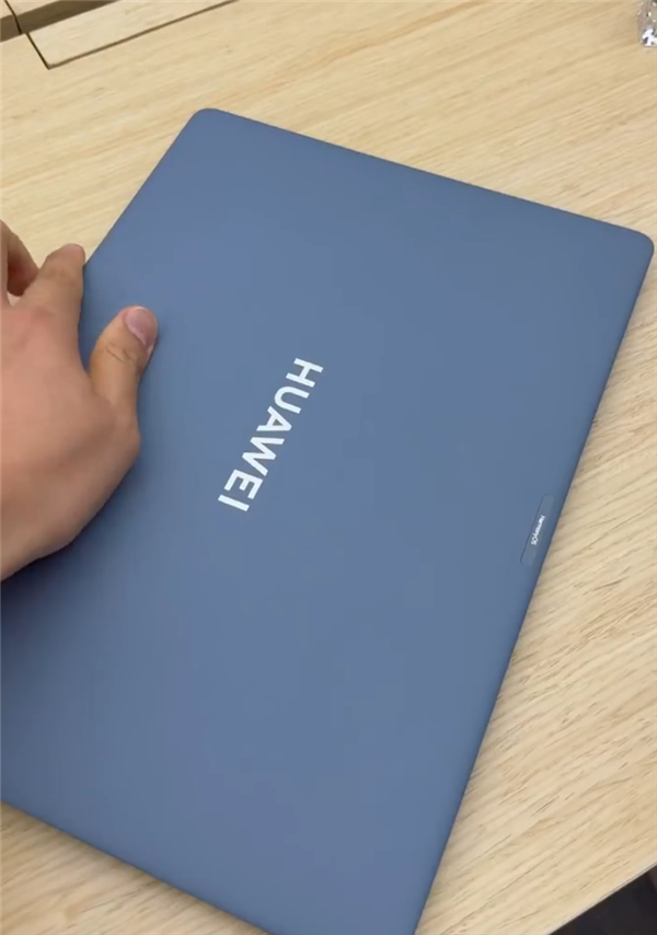 华为首款鸿蒙电脑确认搭载自研麒麟X90：系统、处理器全国产