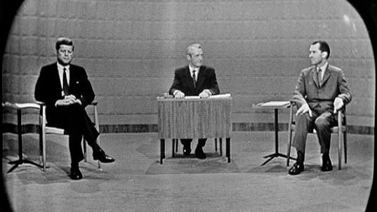 胖东来事件结束了 但这种闹剧可能还会继续